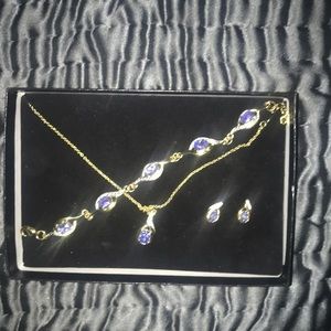 3 piece gold tone set